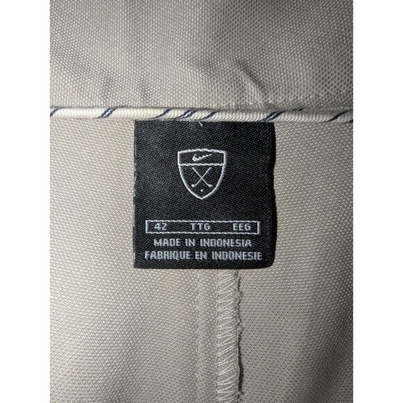 Nike Golf Shorts Mens 42 Tan Pleated Swoosh Golfing Casual Chino Beige Relaxed - Picture 6 of 7